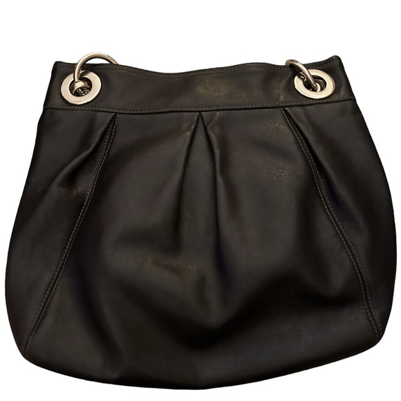 Coach Leather Shoulder Bag with Substantial Silver Hardware in Vintage Style! - Picture 5 of 14